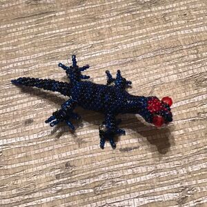 Beaded Lizard Brooch Pin